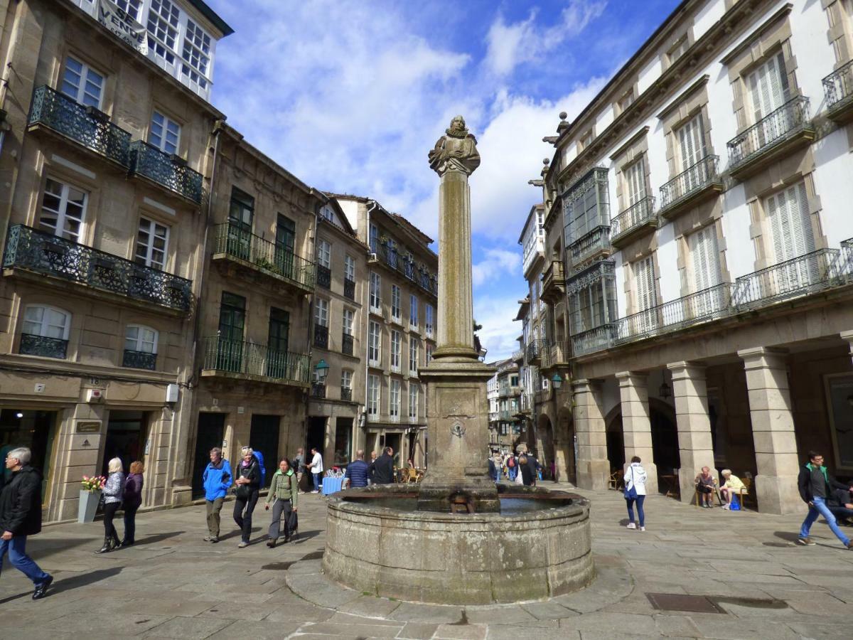 Apto. en Plaza de Cervantes Appartement Santiago de Compostella Buitenkant foto